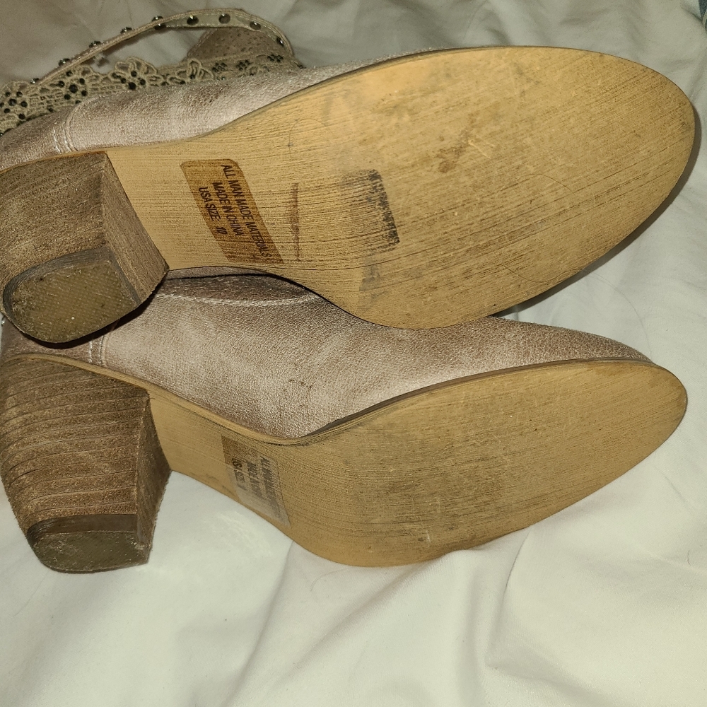 Embellished booties - Picture 3 of 5